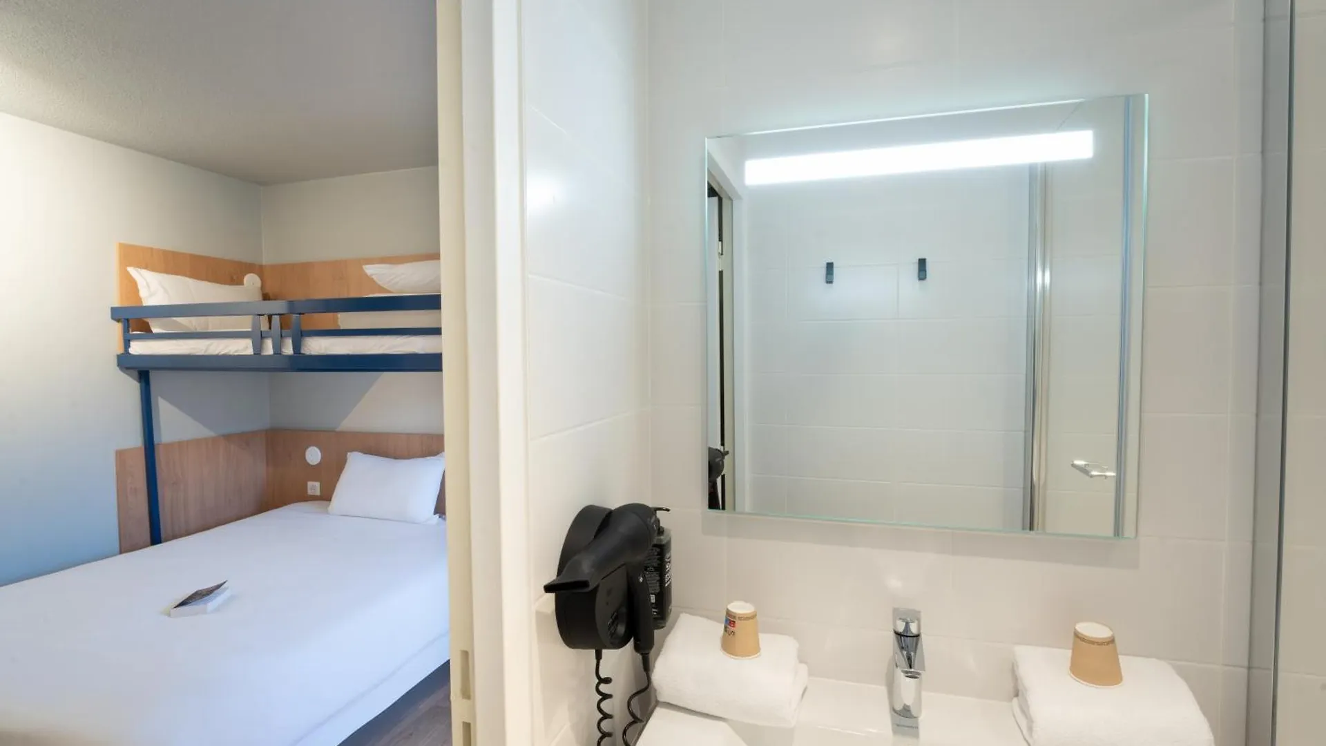 Hotel Ibis Budget Rennes Cesson  Cesson-Sévigné