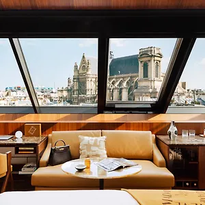 Madame Reve Parigi